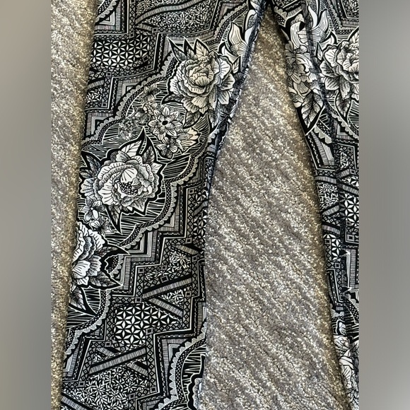 Lululemon Women’s Wunder Under Hi-Rise Leggings Tights in Engineered Fullux - Picture 2 of 11